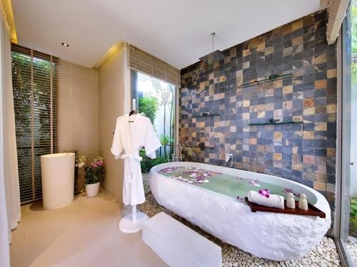 ซาวา บีช วิลล่า (Sava Beach Villas)2