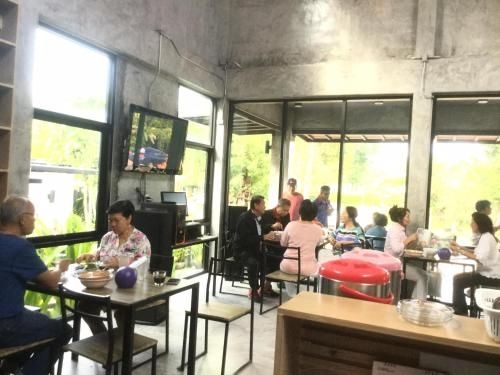 บ้านกลางสวนรีสอร์ท (Baan Klang Suan Resort Chumphon)1