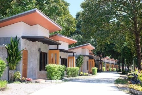 บ้านกลางสวนรีสอร์ท (Baan Klang Suan Resort Chumphon)4