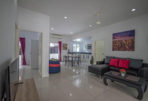 Jasmine House0
