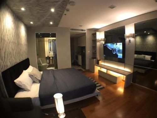 Luxurious Beachfront Pattaya0