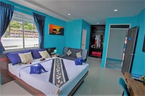 Patong Blue0