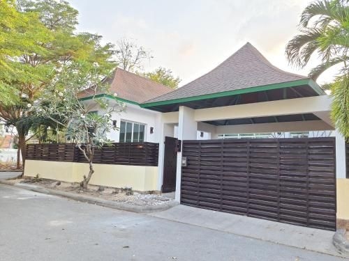 P.P.pool villa4