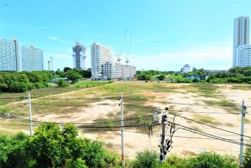 Luxury 1 bed corner condo1
