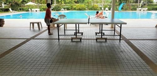 Luxury 1 bed corner condo4