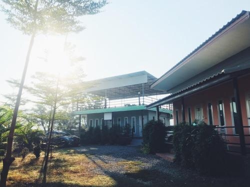 บ้านทุ่งตะวันรีสอร์ท 2 (Baan Tung Tawan Resort 2)0