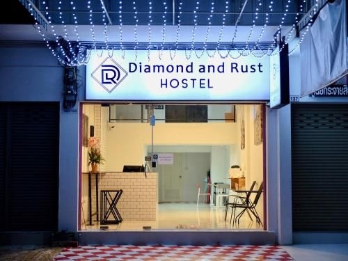 Diamond & Rust Hostel0