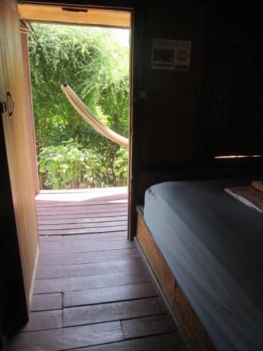 Charung Backpackers4