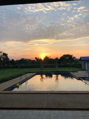 Pakham Gardens Resort2