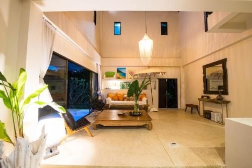 Teak Hill Pool Villa2