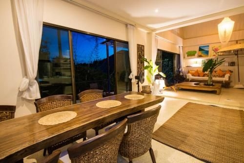 Teak Hill Pool Villa3