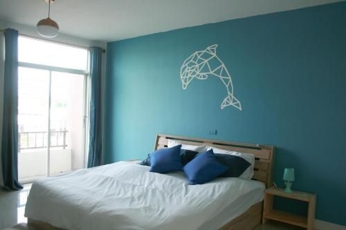 Turtle Rooms - Crab Room with Shared Bathroom2