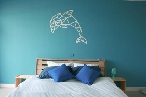 Turtle Rooms - Crab Room with Shared Bathroom3