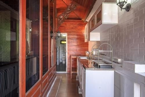 Thai Villa1