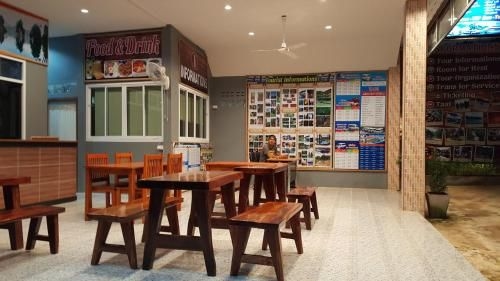 Khao Sok Jungle Hostel4