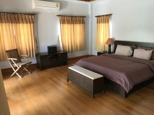 4 Bdr Phuket House3