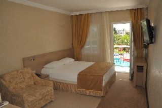 Club Hotel Arinna0