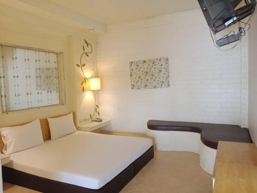 Paradise Inn Resort0