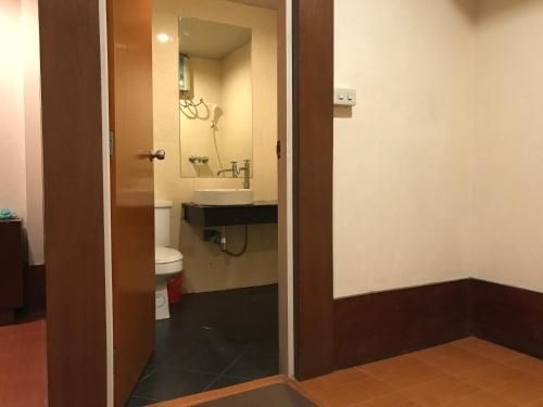 Paradise Inn Chonburi4