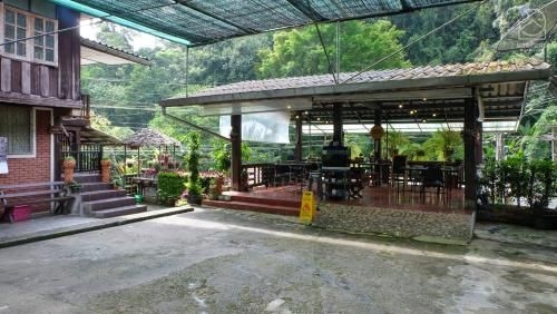 Nuanjun Mae Kampong3