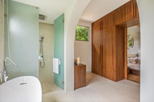 Villa White4