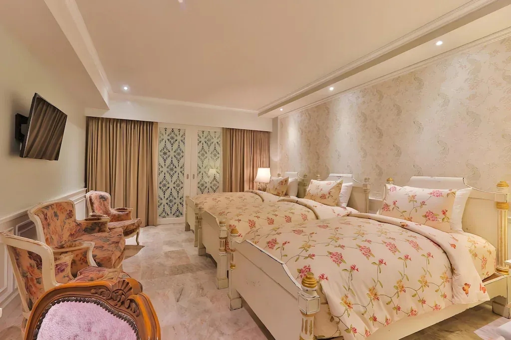 แอท พิงค์นคร ริเวอร์ไซด์ โฮเทล (At Pingnakorn Riverside Hotel)4