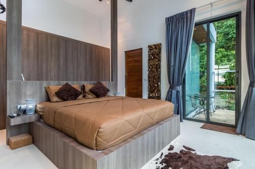 Kamala Seaview villa by Lofty4