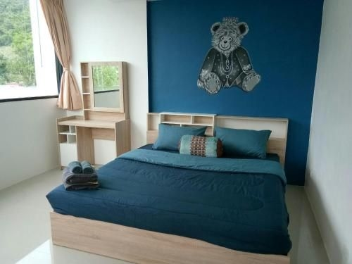 Teddy Room0