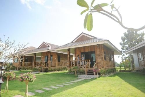 Chomna Resort0