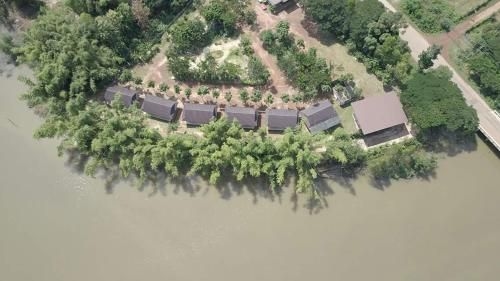 ธารา รีสอร์ต (Tara Resort)0