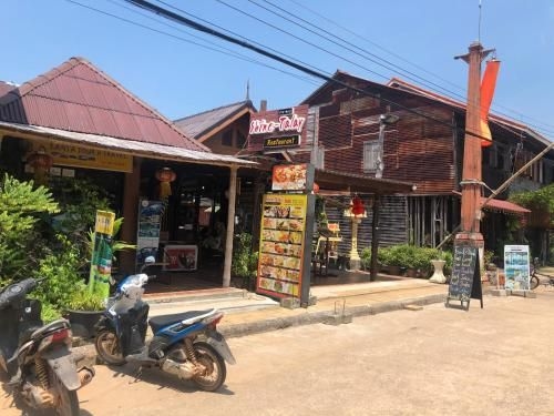 Mango House1
