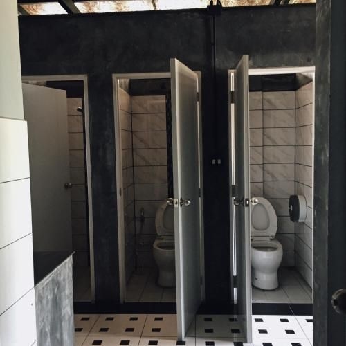 BYTE hostel3