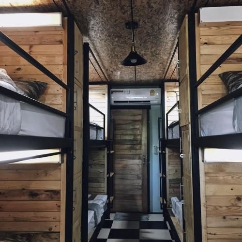 BYTE hostel0