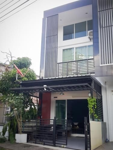Baan Glur3