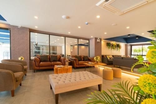 โรงแรมเดอะ โฮม (The Home Hotel)3