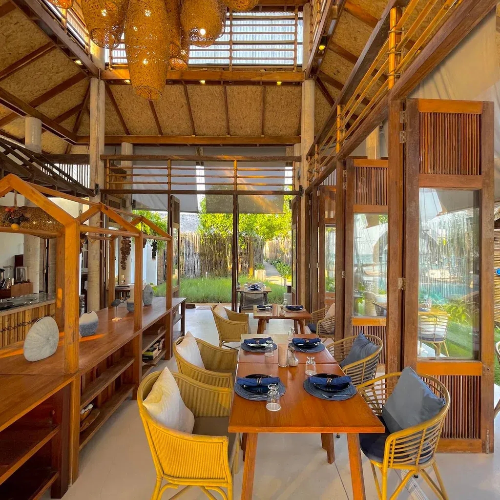 เรสท์ ซี รีสอร์ต เกาะกูด (Rest Sea Resort Koh Kood)1