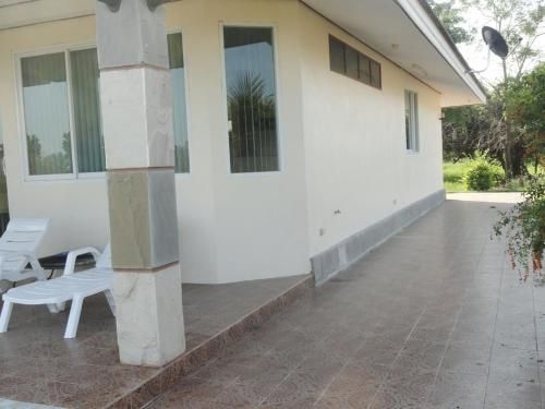 Leo Resort 4R1