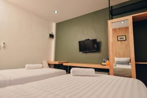 The Cozy Hotel1