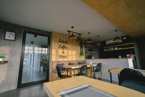 เดอะ โคซี โฮเต็ล (The Cozy Hotel)3
