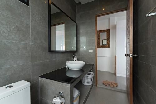 Luxury Moon Villa4