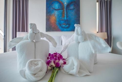 Luxury Moon Villa1