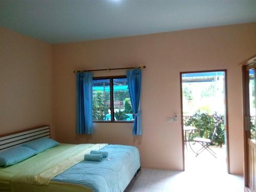 Peace Pool Resort3