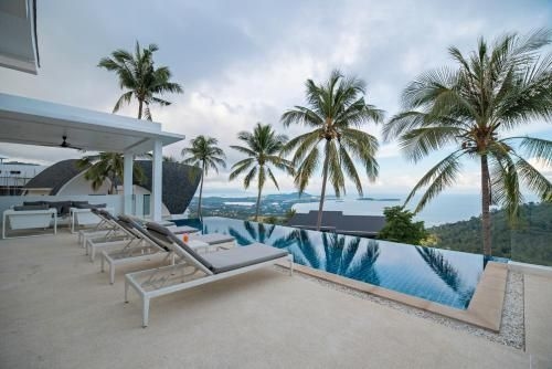 Luxury Modern Villa0
