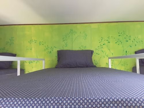 Bee Sleep Hostel Lonely Beach2