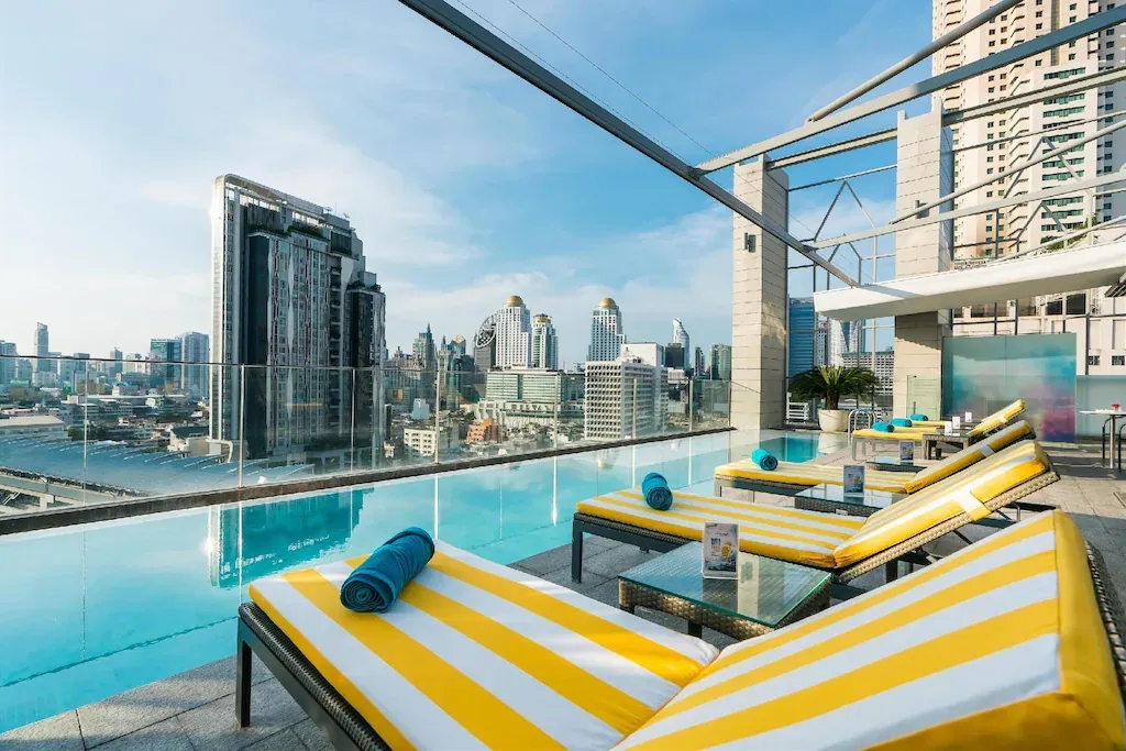 โรงแรมอครา กรุงเทพ (Akara Hotel Bangkok)0