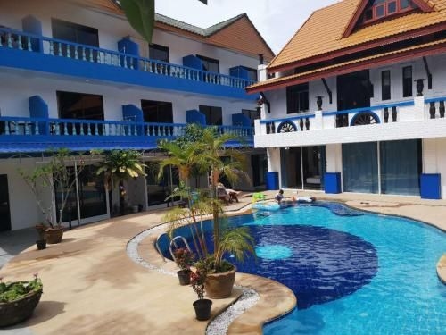 TEERAK HOLIDAY3