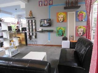 Reflections Art Boutique Hotel0