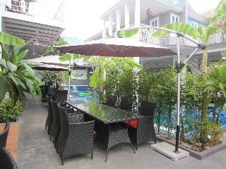Reflections Art Boutique Hotel4