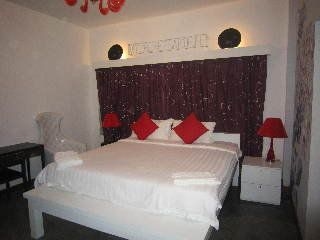 Reflections Art Boutique Hotel3