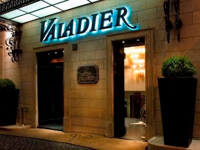 Valadier0